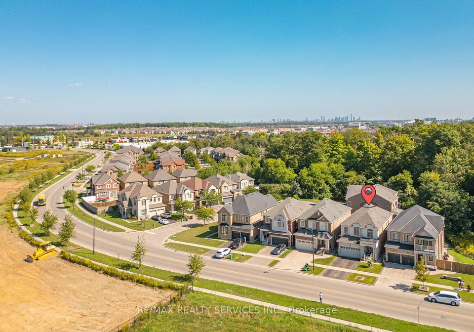 155-lionhead-golf-club-road-brampton-ontario-w13774080