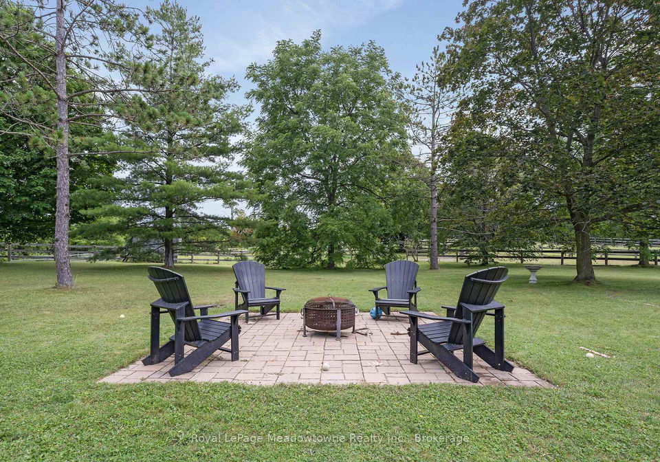 13306-sixth-line-milton-ontario-w13774314