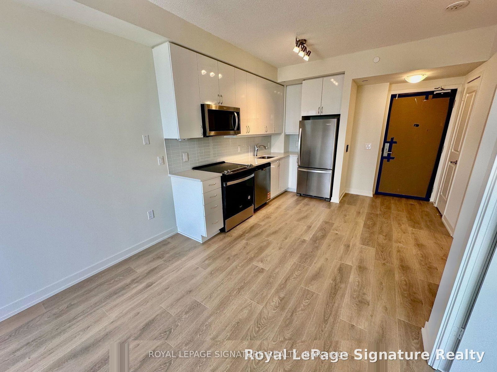 38-annie-craig-drive-toronto-etobicoke-ontario-w13774386