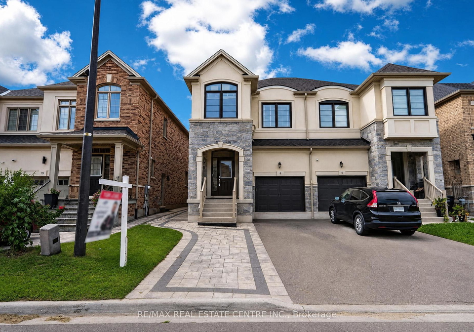 8-banner-elk-street-brampton-ontario-w13774576