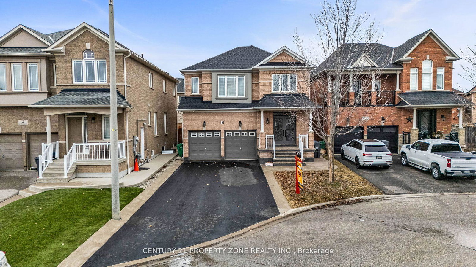 8-griffith-court-brampton-ontario-w13774584