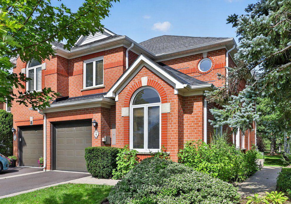 2103-berwick-drive-burlington-ontario-w13774618