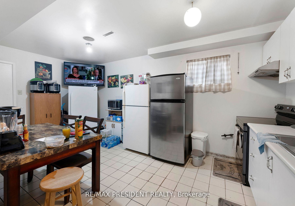 3952-longo-circle-mississauga-ontario-w13774912
