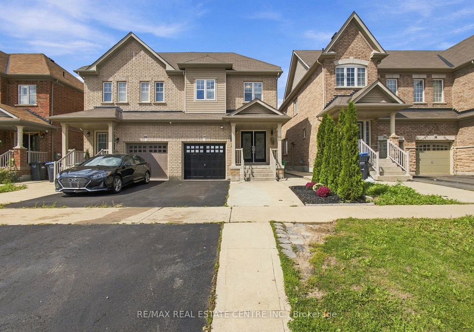 28-banbridge-crescent-brampton-ontario-w13775188