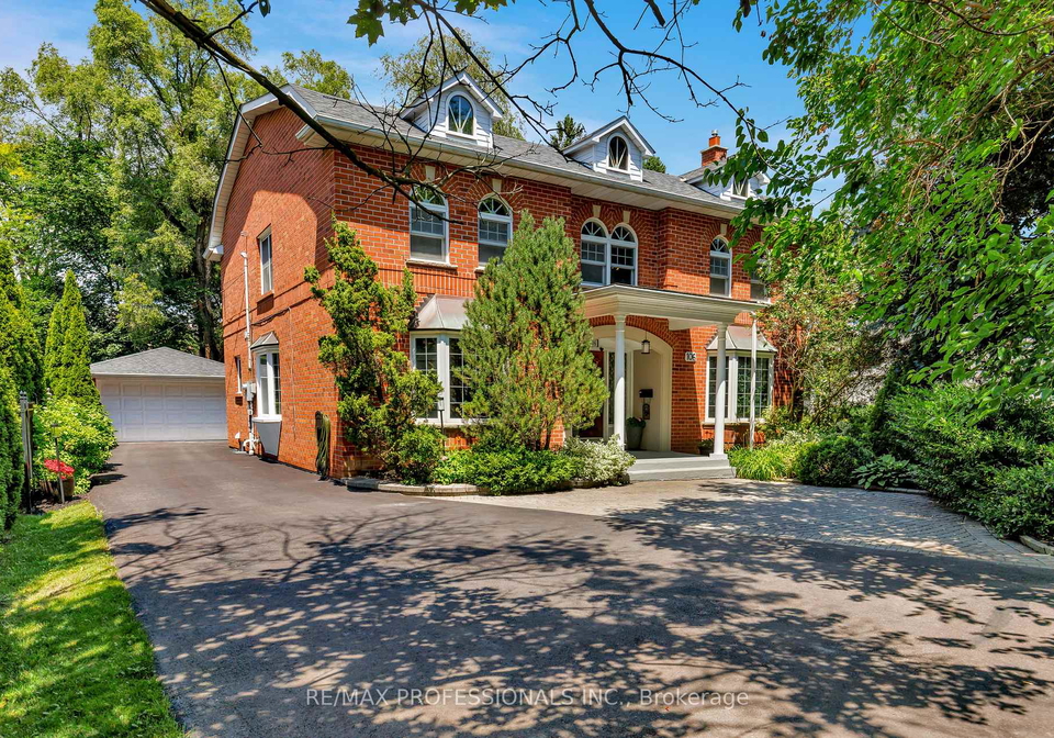 106-rathburn-road-toronto-etobicoke-ontario-w13775444