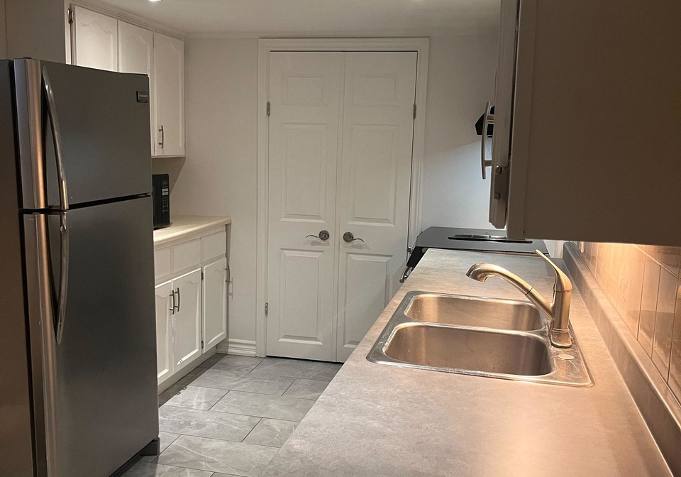 60-northwood-drive-brampton-ontario-w13775448