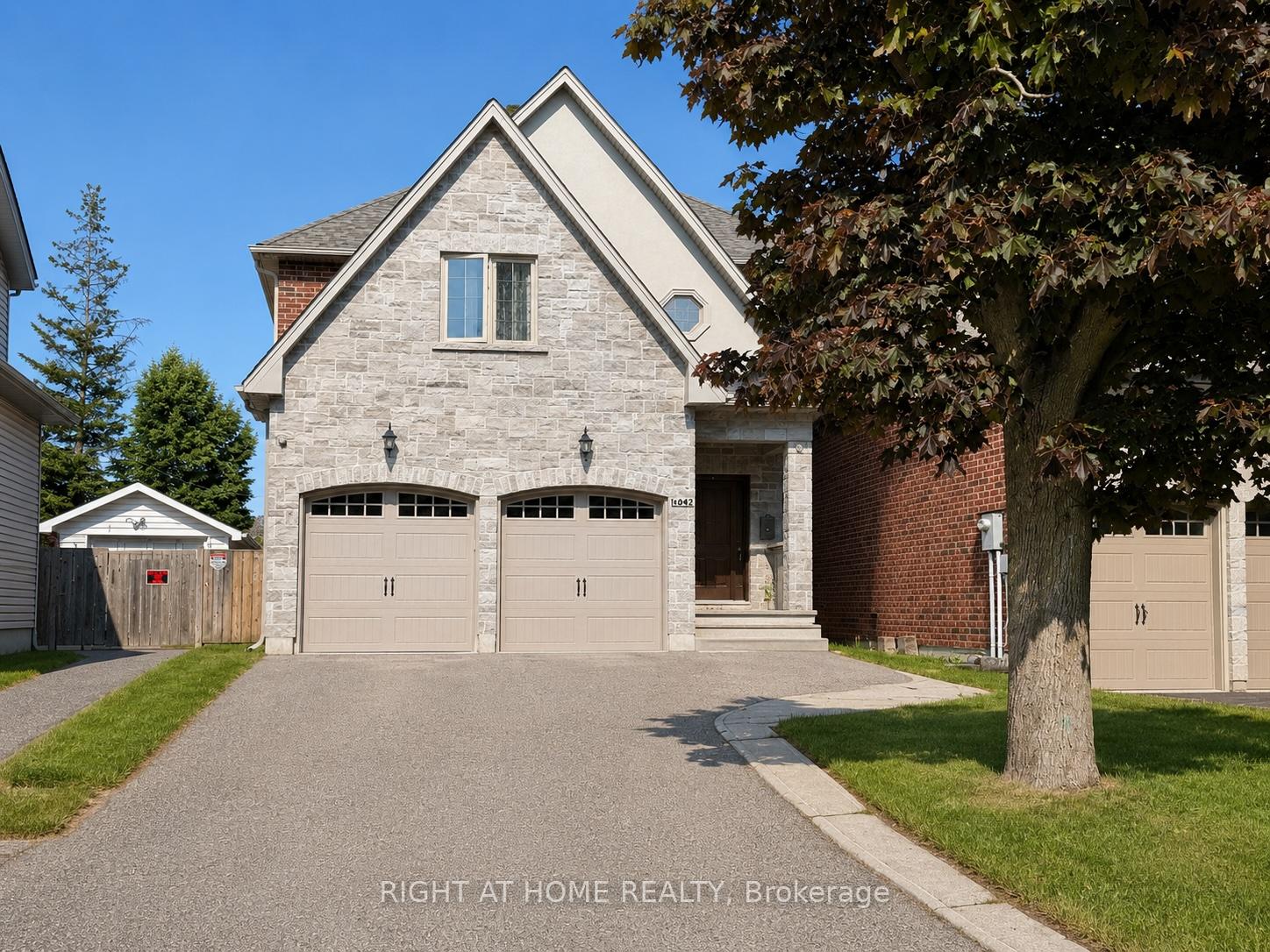 1049-greaves-avenue-mississauga-ontario-w13775612