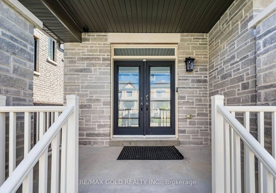 19-trellanock-road-brampton-ontario-w13775896