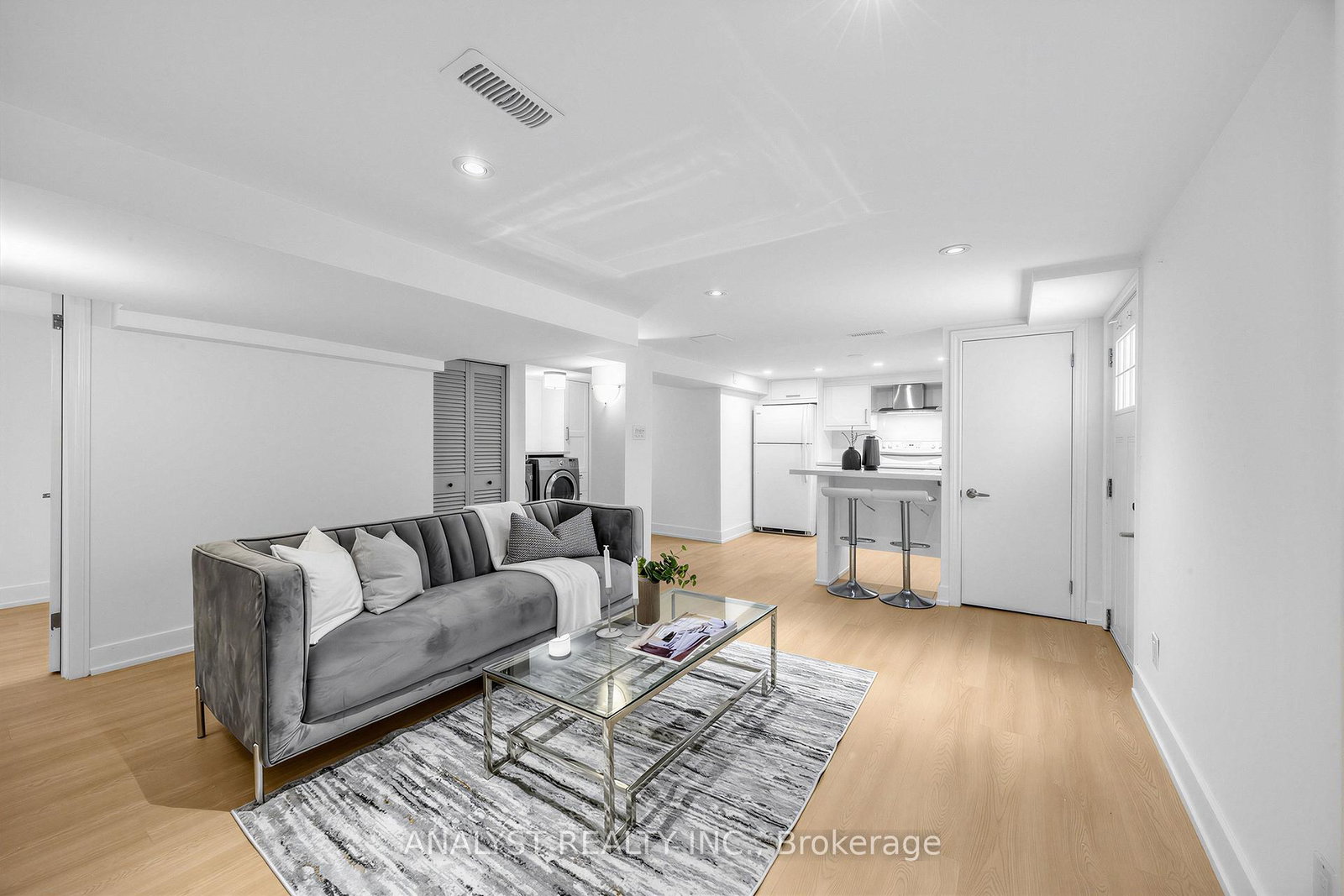 39-chartwell-road-toronto-etobicoke-ontario-w13775924