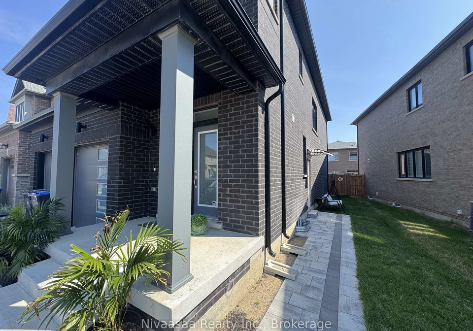 39-petch-avenue-caledon-ontario-w13775958