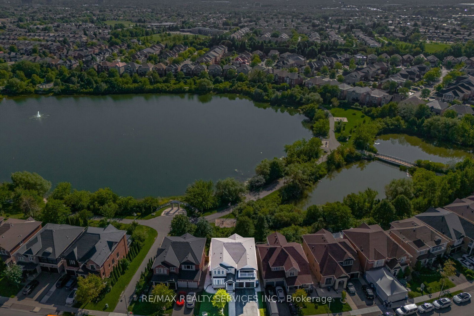 68-southlake-boulevard-brampton-ontario-w13776182