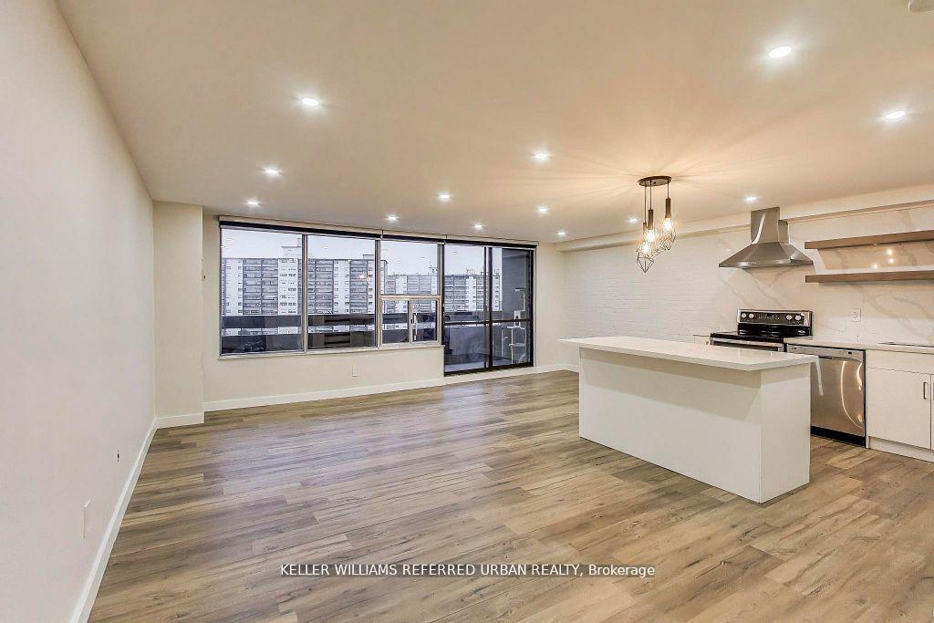 11-wincott-drive-toronto-etobicoke-ontario-w13776212