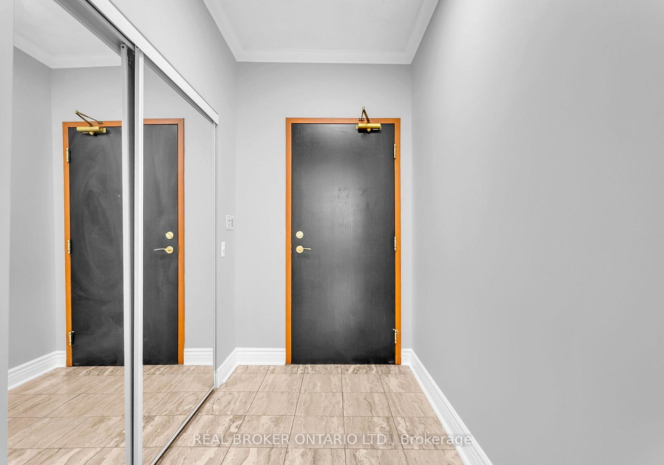 1-belvedere-court-brampton-ontario-w13776394