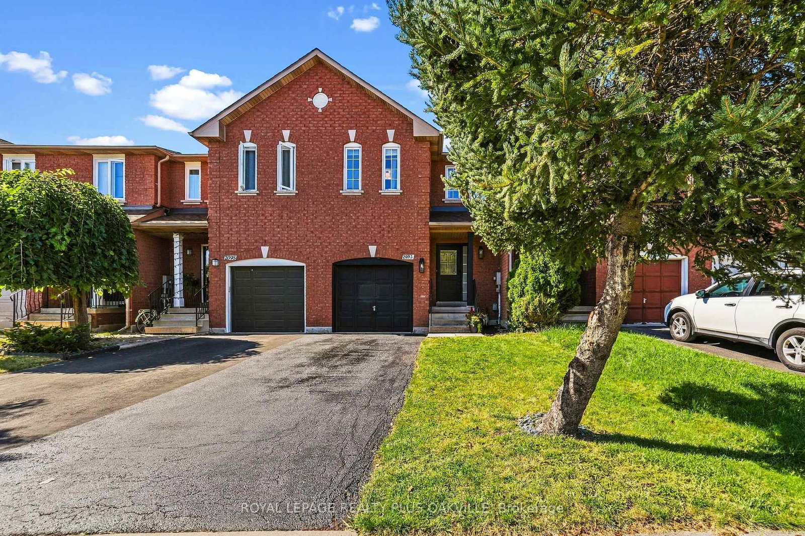 2093-golden-orchard-trail-oakville-ontario-w13776440