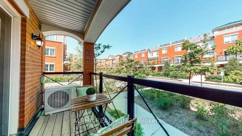 2488-post-road-oakville-ontario-w13776612
