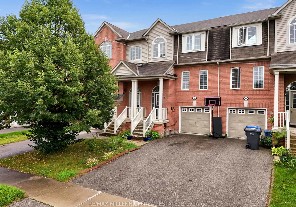 39-decker-hollow-circle-brampton-ontario-w13776650