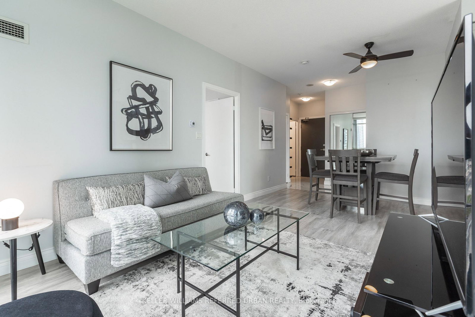 4070-confederation-parkway-mississauga-ontario-w13776730