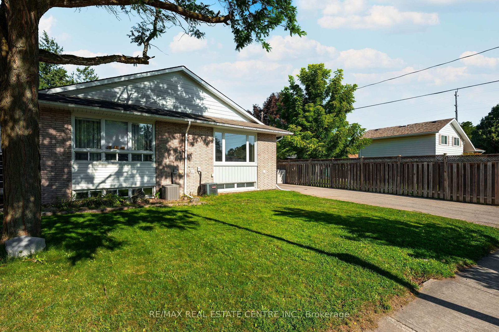 7-madison-avenue-orangeville-ontario-w13777000