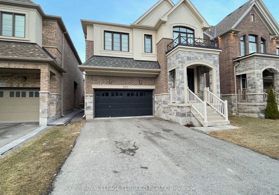 1227-mcphedran-point-milton-ontario-w13777058