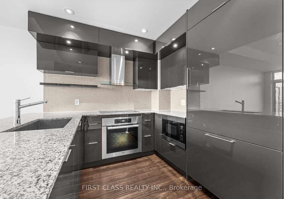 16-brookers-lane-toronto-etobicoke-ontario-w13777230