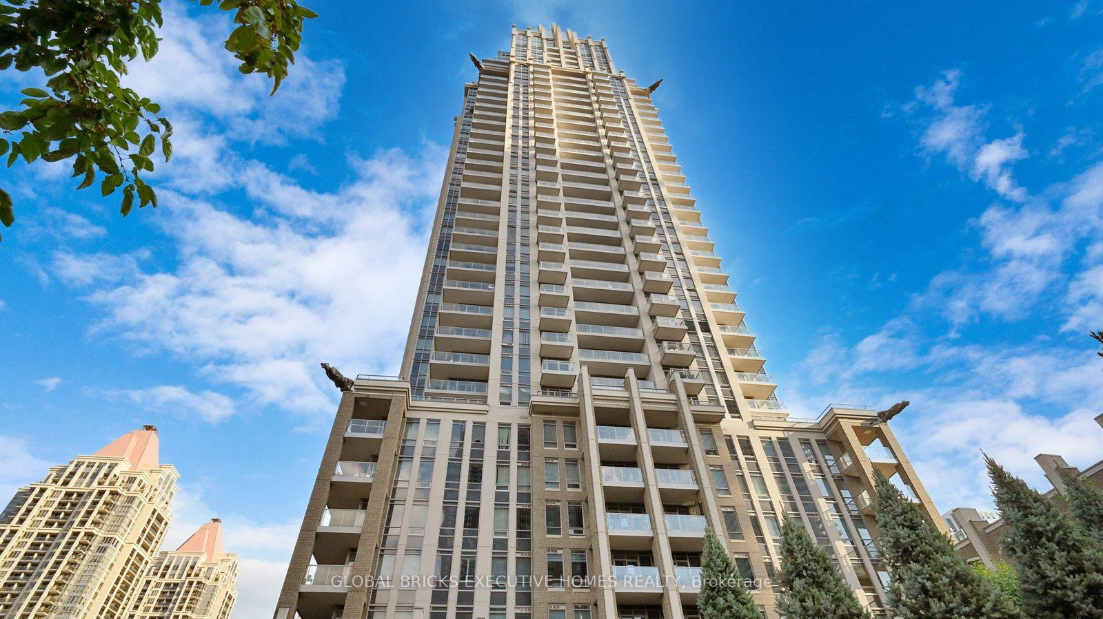 388-prince-of-wales-drive-mississauga-ontario-w13777324