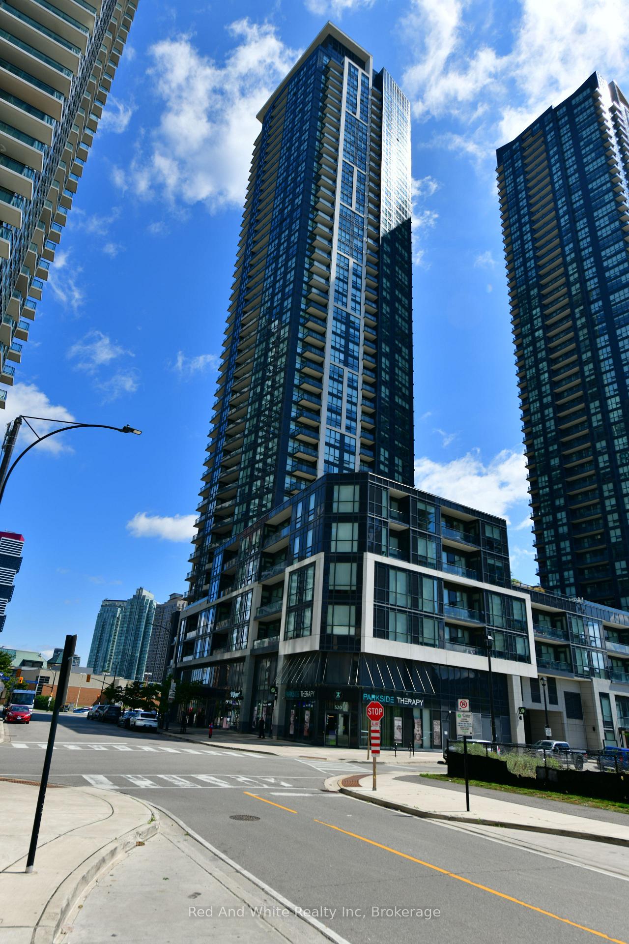 510-curran-place-mississauga-ontario-w13777338