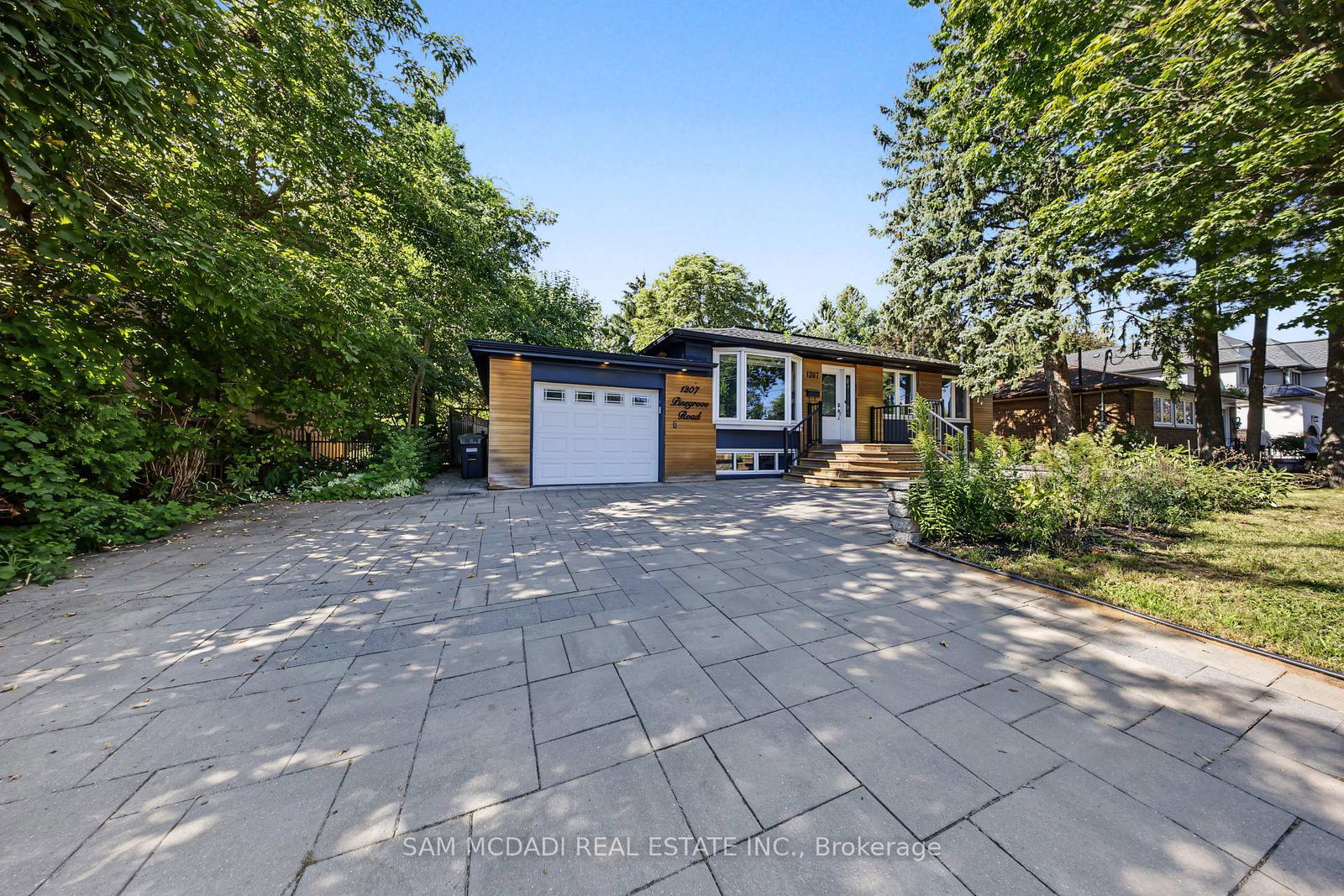 1207-pinegrove-road-oakville-ontario-w13777342