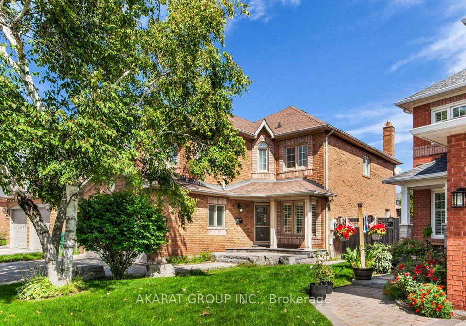 6907-gracefield-drive-mississauga-ontario-w13777386