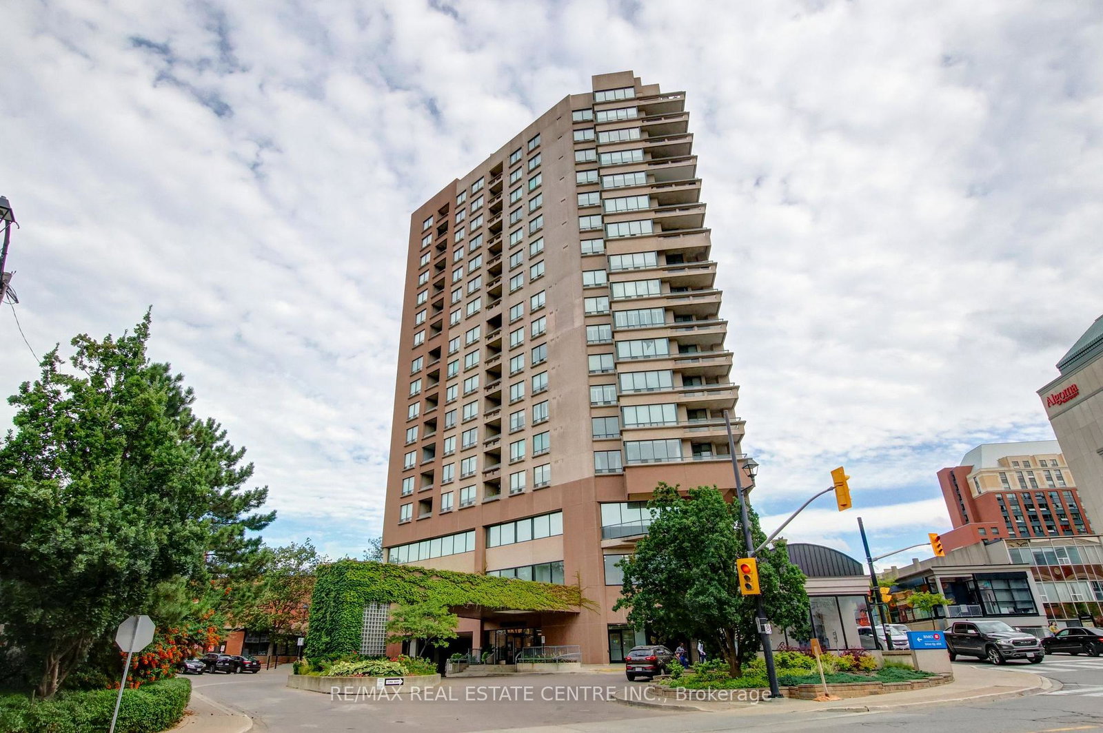 1-belvedere-court-brampton-ontario-w13777452