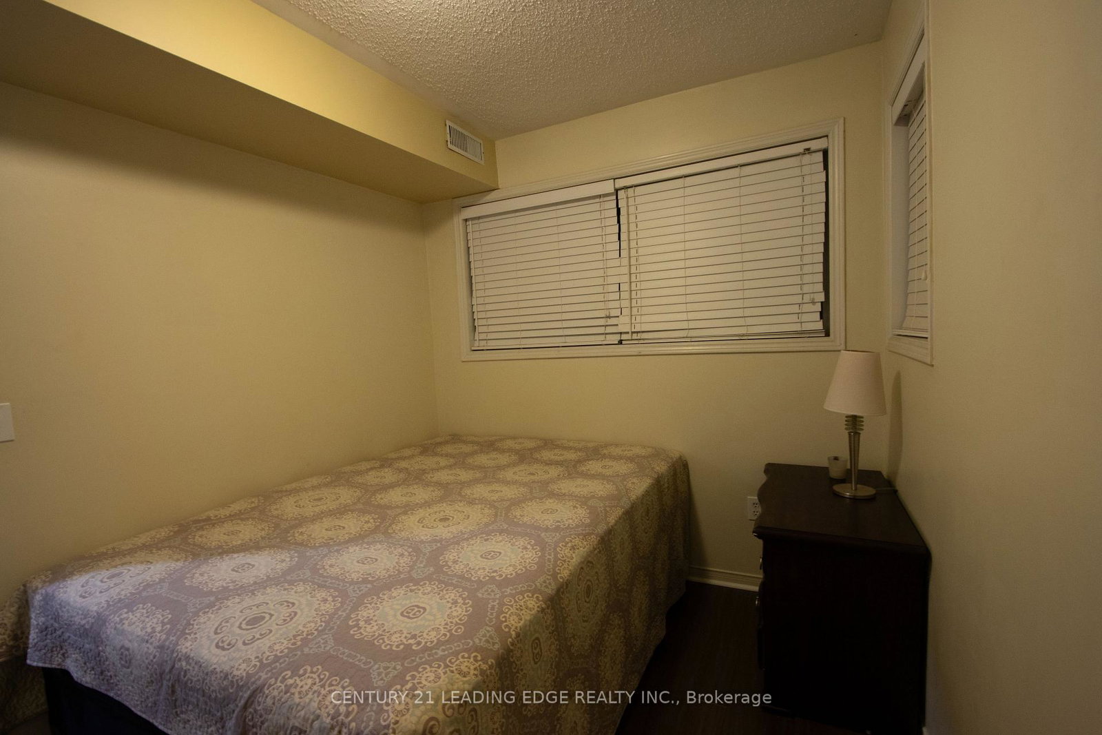 111-bristol-road-mississauga-ontario-w13777804