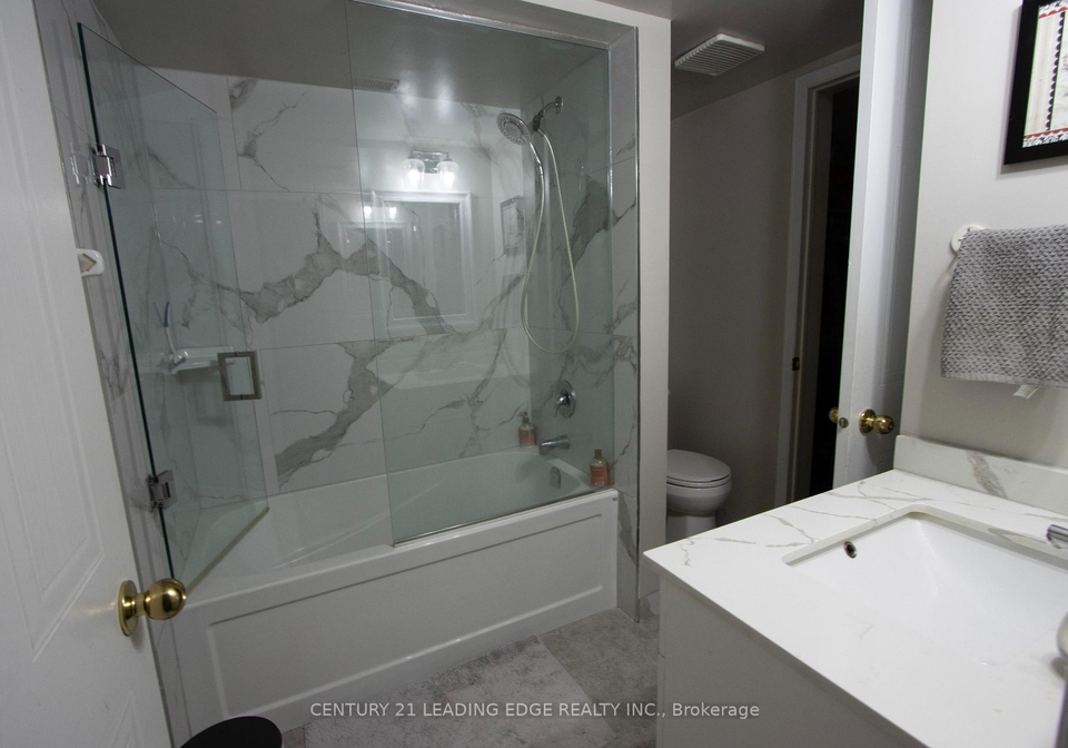 111-bristol-road-mississauga-ontario-w13777804