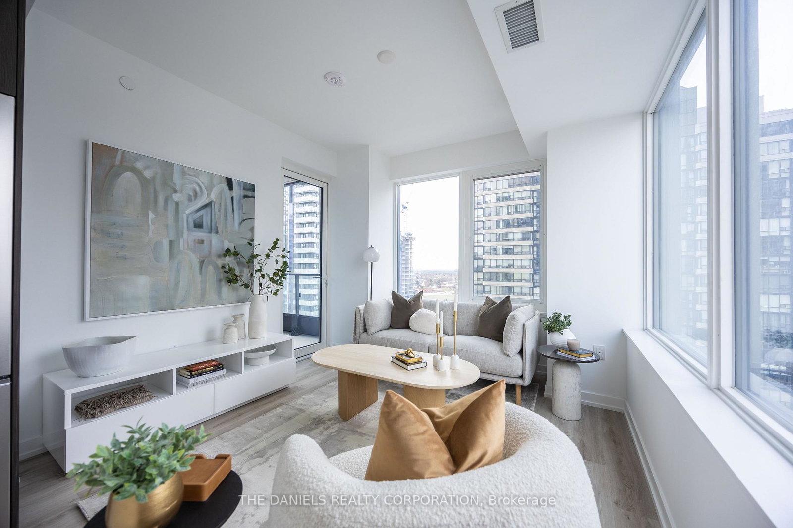395-square-one-drive-mississauga-ontario-w13777906