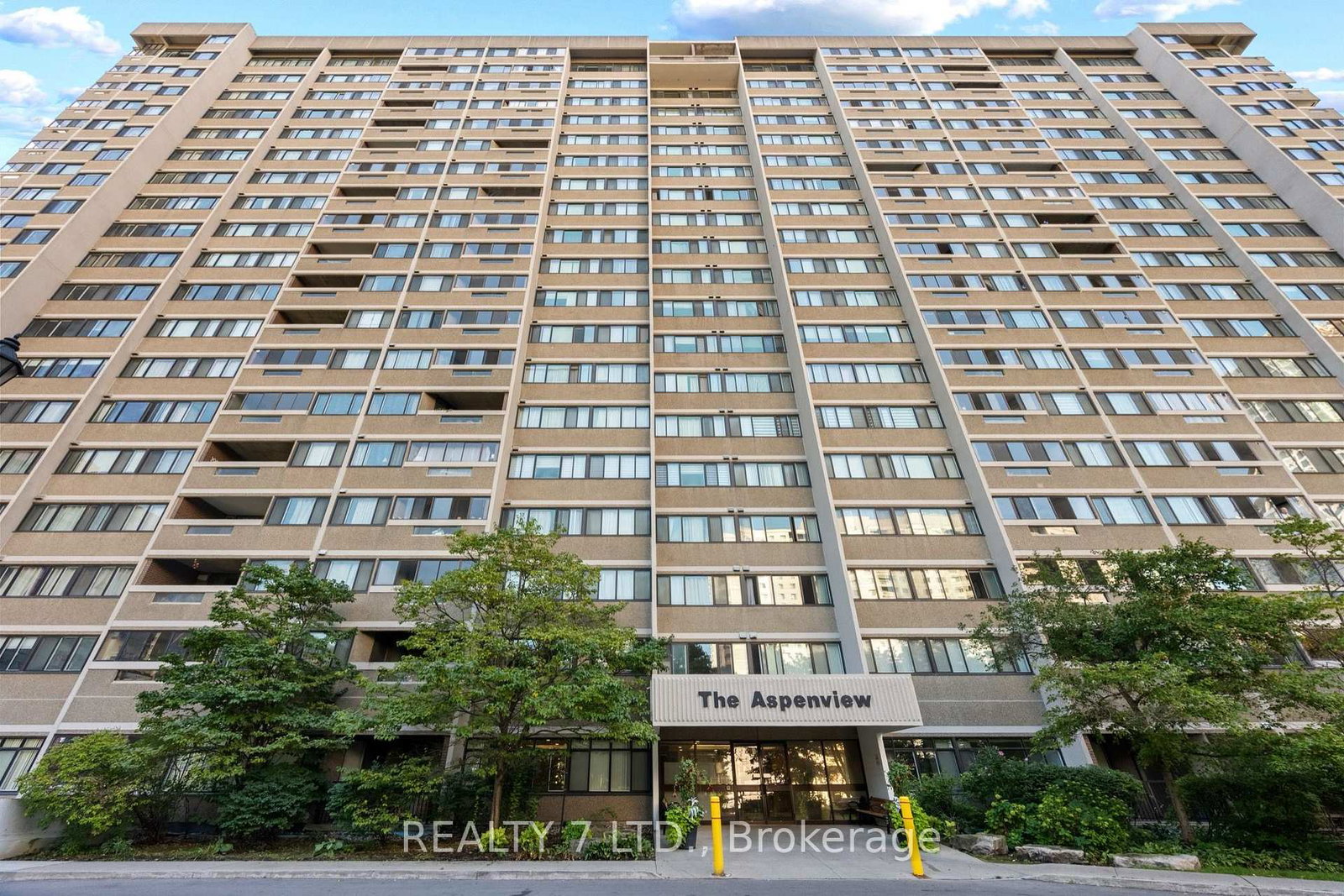 50-elm-drive-e-mississauga-ontario-w13778048