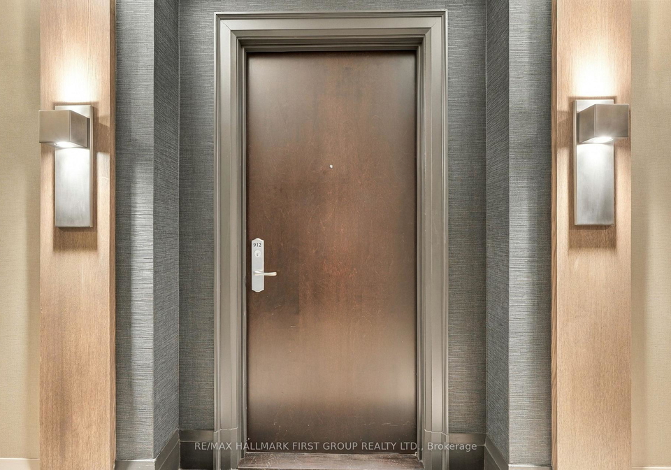 1135-royal-york-road-toronto-etobicoke-ontario-w13778250