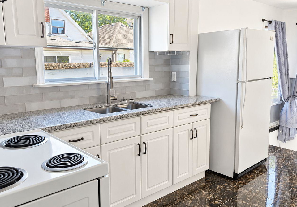 45-turnberry-avenue-toronto-toronto-ontario-w13778256