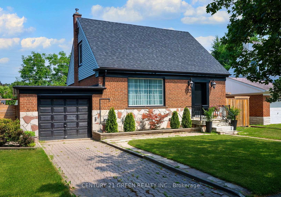 32-castlebar-road-toronto-etobicoke-ontario-w13778348