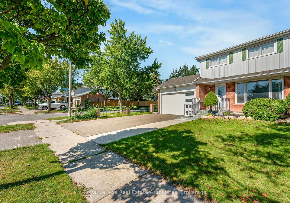 2782-hollington-crescent-mississauga-ontario-w13778656