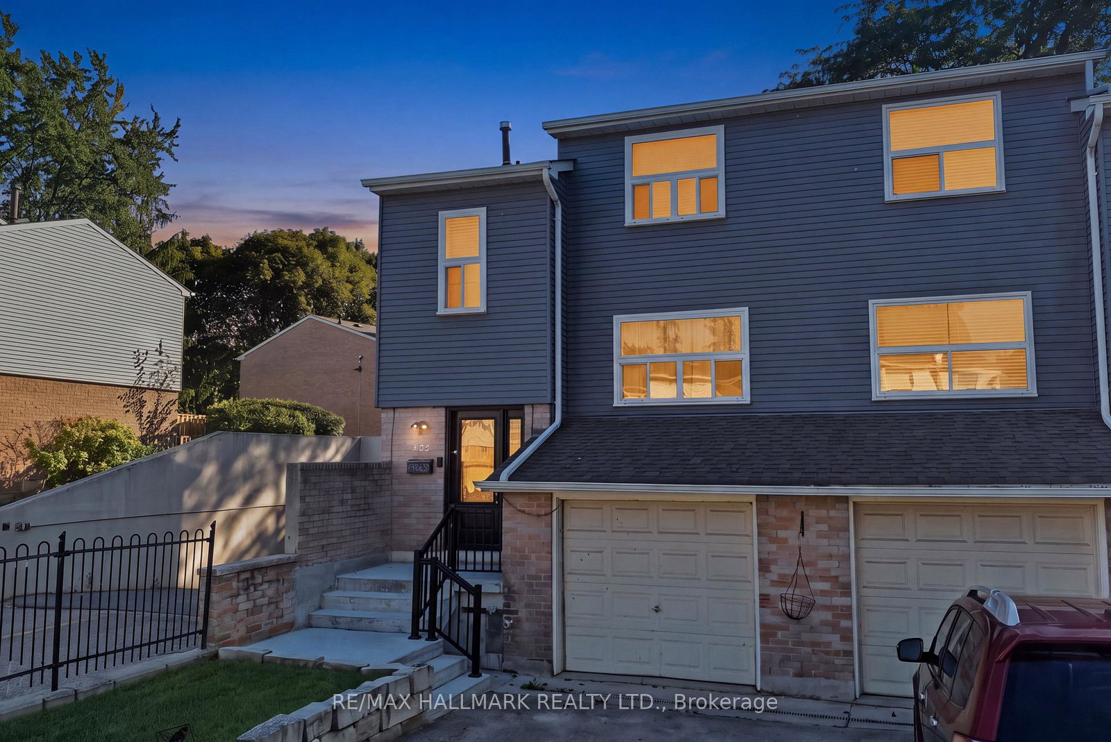 1050-shawnmarr-road-mississauga-ontario-w13778666