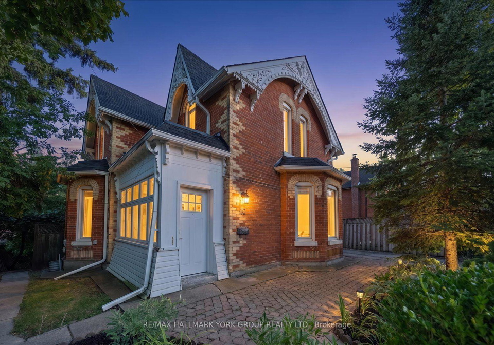 16-scarboro-street-mississauga-ontario-w13778772