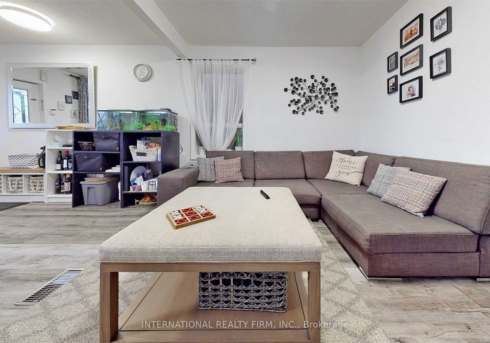 297-gilbert-avenue-toronto-toronto-ontario-w13778844