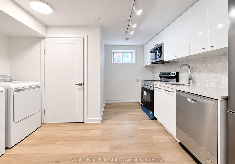 20-silvercrest-avenue-toronto-etobicoke-ontario-w13778892