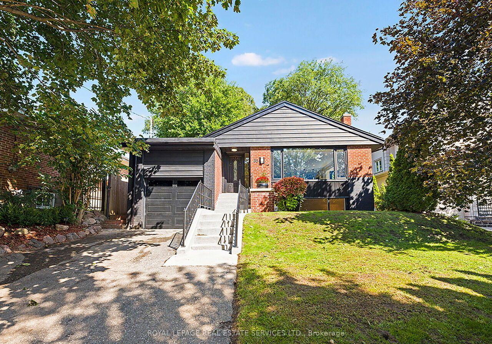 35-fernalroy-boulevard-toronto-etobicoke-ontario-w13779086