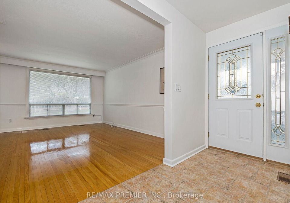 108-thistle-down-boulevard-toronto-etobicoke-ontario-w13779118