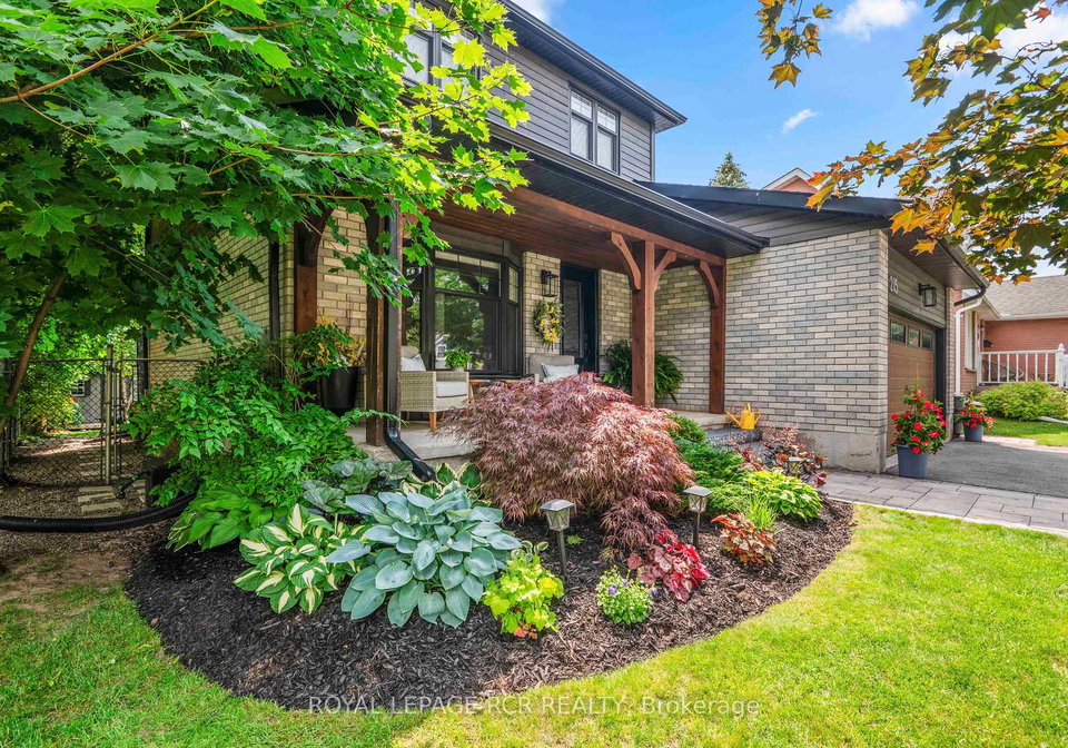 215-oakwood-crescent-orangeville-ontario-w13779430