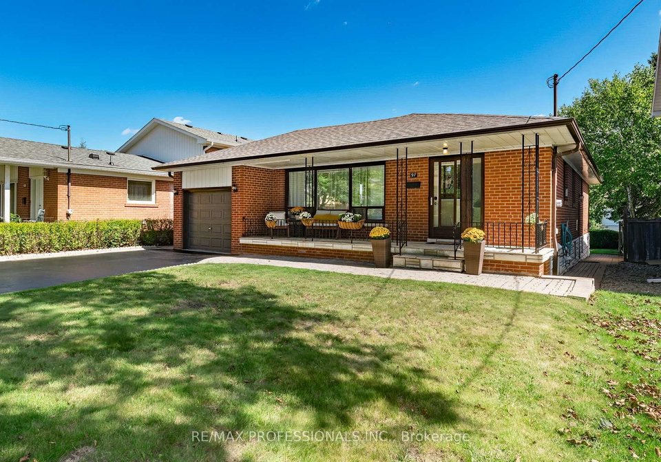 97-freemont-avenue-toronto-etobicoke-ontario-w13779554