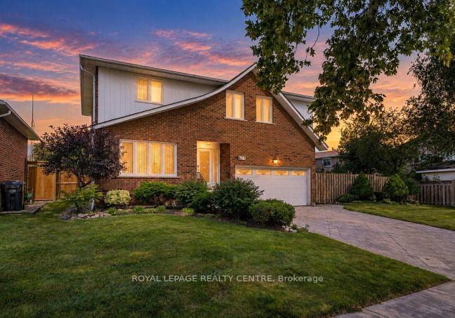 671-louis-drive-mississauga-ontario-w13779572
