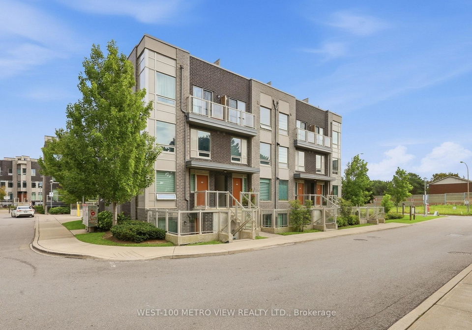 3-applewood-lane-toronto-etobicoke-ontario-w13779644