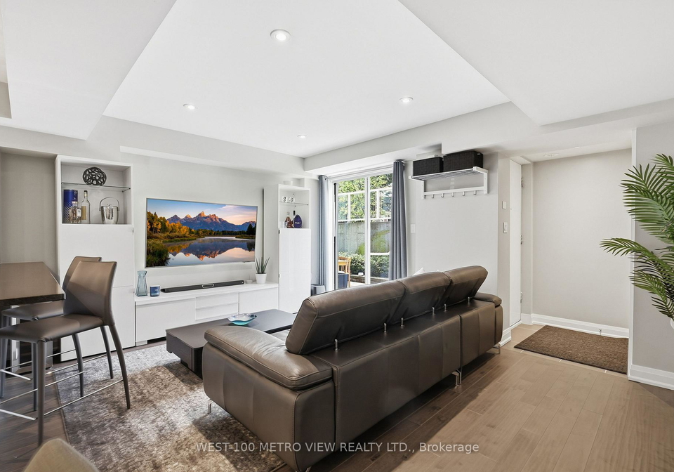 3-applewood-lane-toronto-etobicoke-ontario-w13779644
