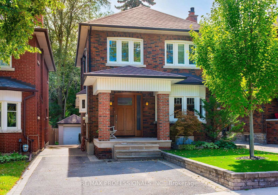 15-idyllwood-crescent-toronto-toronto-ontario-w13779656