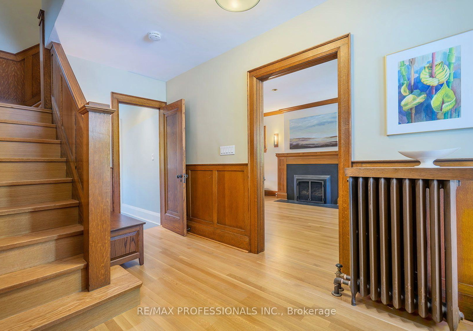 15-idyllwood-crescent-toronto-toronto-ontario-w13779656